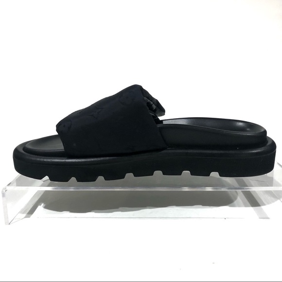 Louis Vuitton HTF Pool Pillow Flat Mules Slides Comfy Black Noir Size 38 - Picture 9 of 13